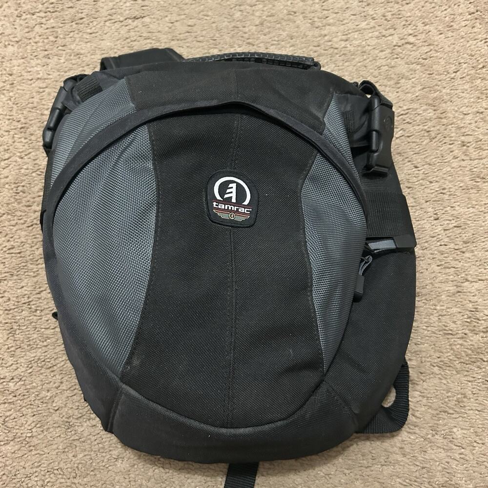 Tarmac Velocity 8X #5768 Over The Shoulder Camera Bag